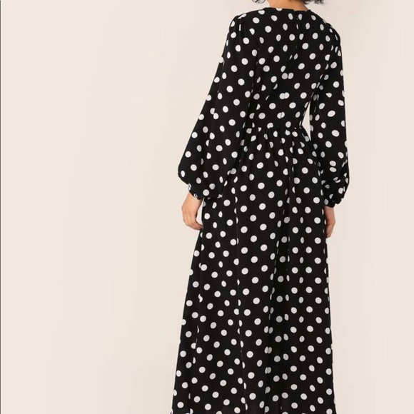 Long sleeve polka dot dress ⚫️⚪️ - Picture 2 of 6